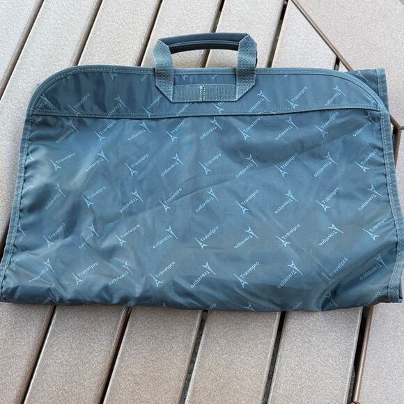 Travelpro Gray Travel Garment Bag - Picture 2 of 3